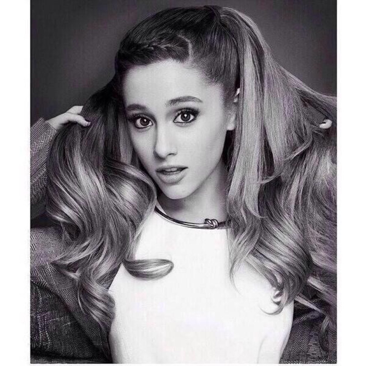 rreadbio34679's profile picture. please follow @ihonordemetria ilysm and ur beautiful :) thank you!