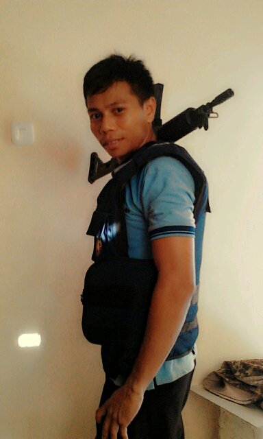 Jadih lha orang yang patut bersyukur atas karunia اَللّهُ. Dan patut bersabar.