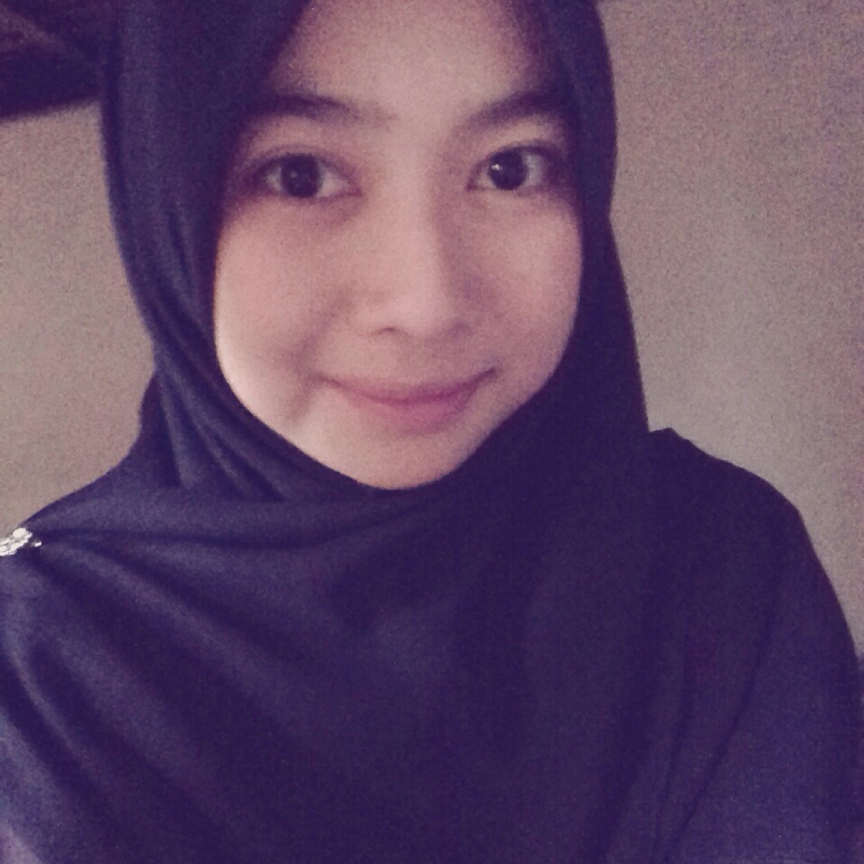 i'm newbie here!  
Student of cfs iium,18,bachelor in english, a simple girl , just trust in the will of Allah,Lillahita'ala.