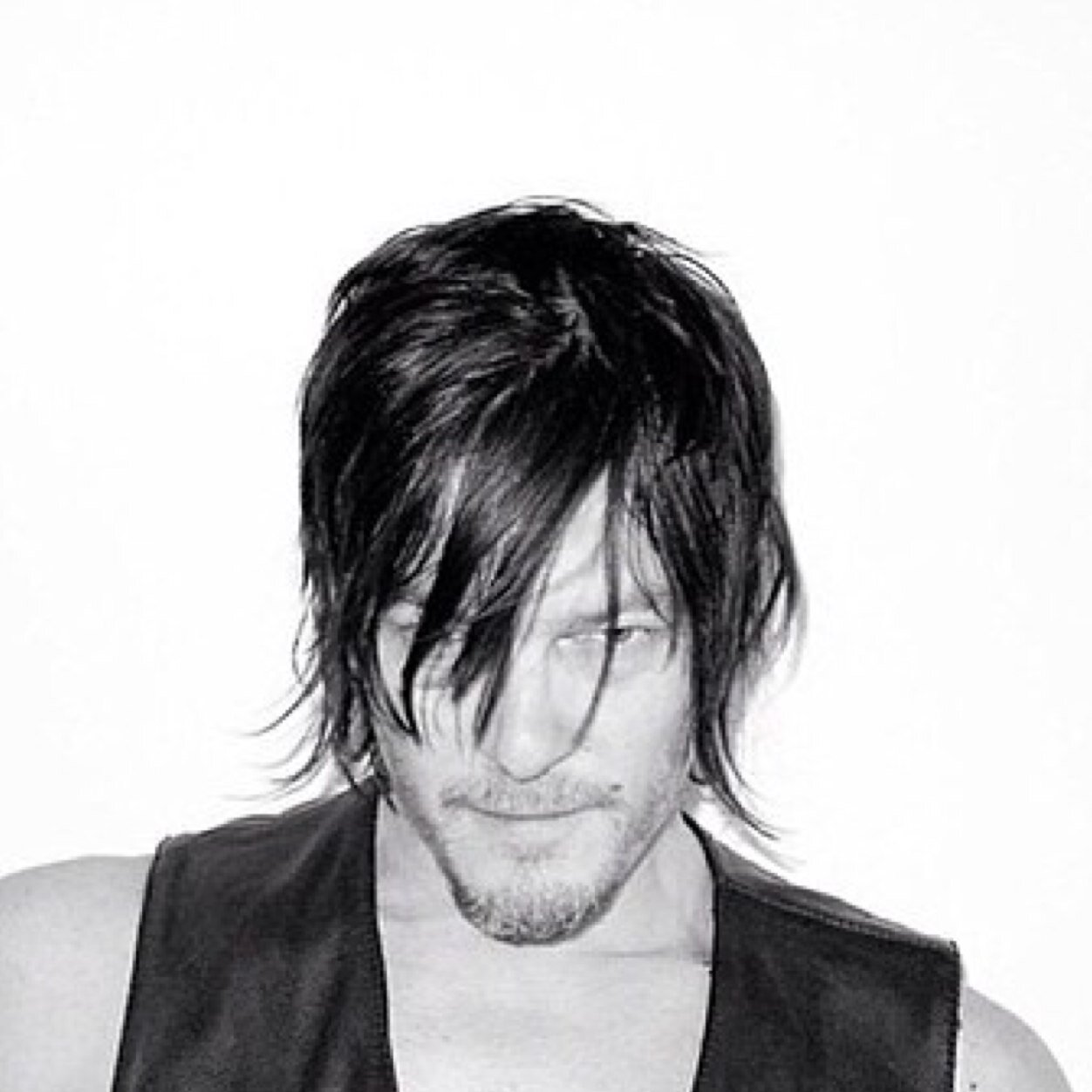 i post about norman reedus and TWD #TWDfamily @wwwbigbaldhead norman reedus followed 11-17-14 ❤️ thank you norman i follow back