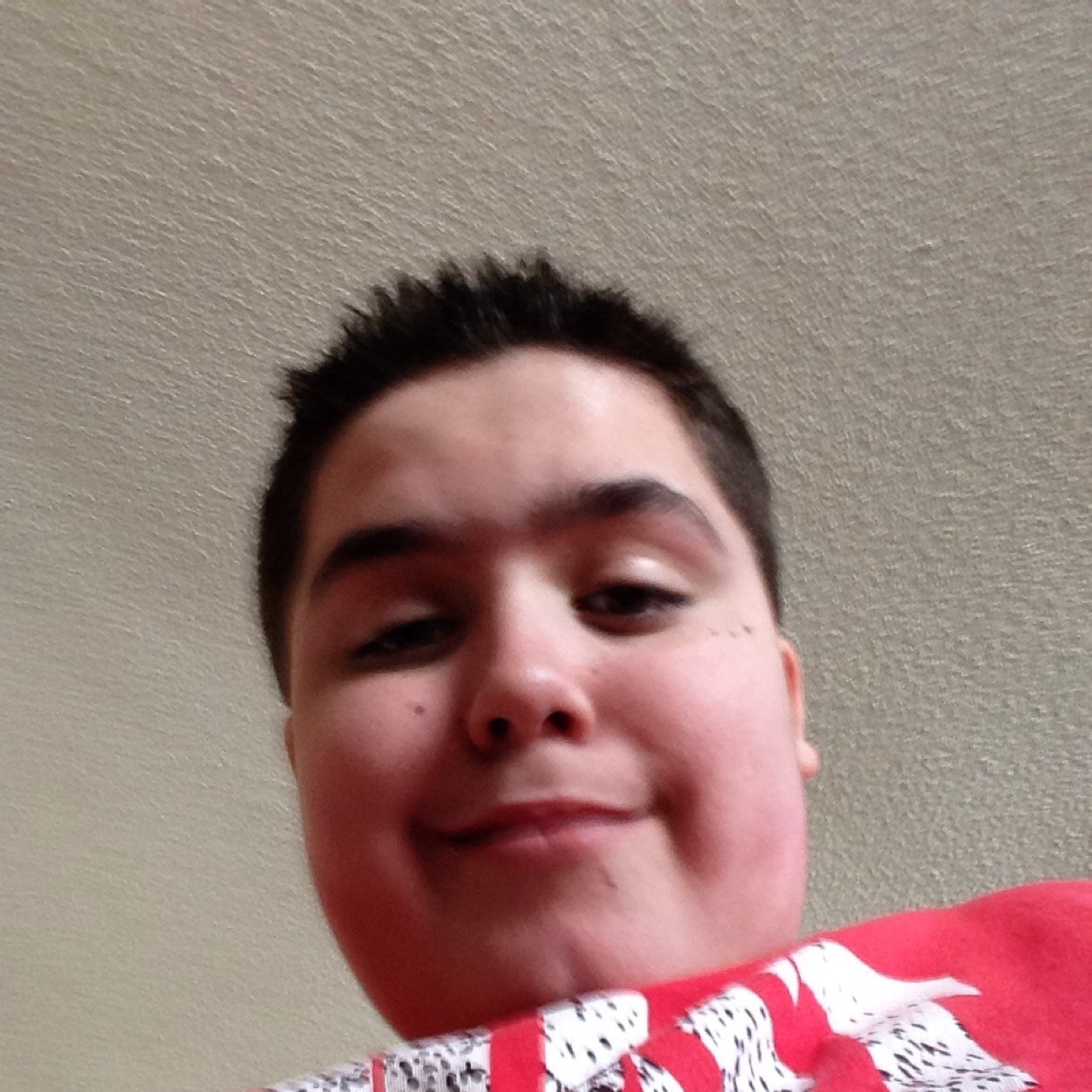 Hey guys whats up um im a professional cod player im 13 i only have a Xbox 360 my Gamertag is Rewinds My Habit