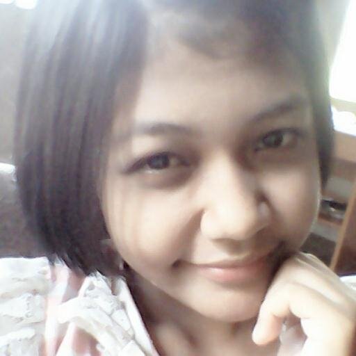 ดิฉันชื่อวิลาวัณย์ เพชร์รัตน์
ชื่อเล่น ครีม 
อายุ 14 ปี
