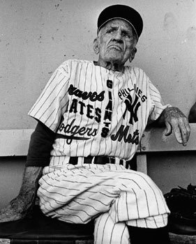 CaseyStengle's profile picture. I'm a modern day Casey Stengle, hiding in the weeds.