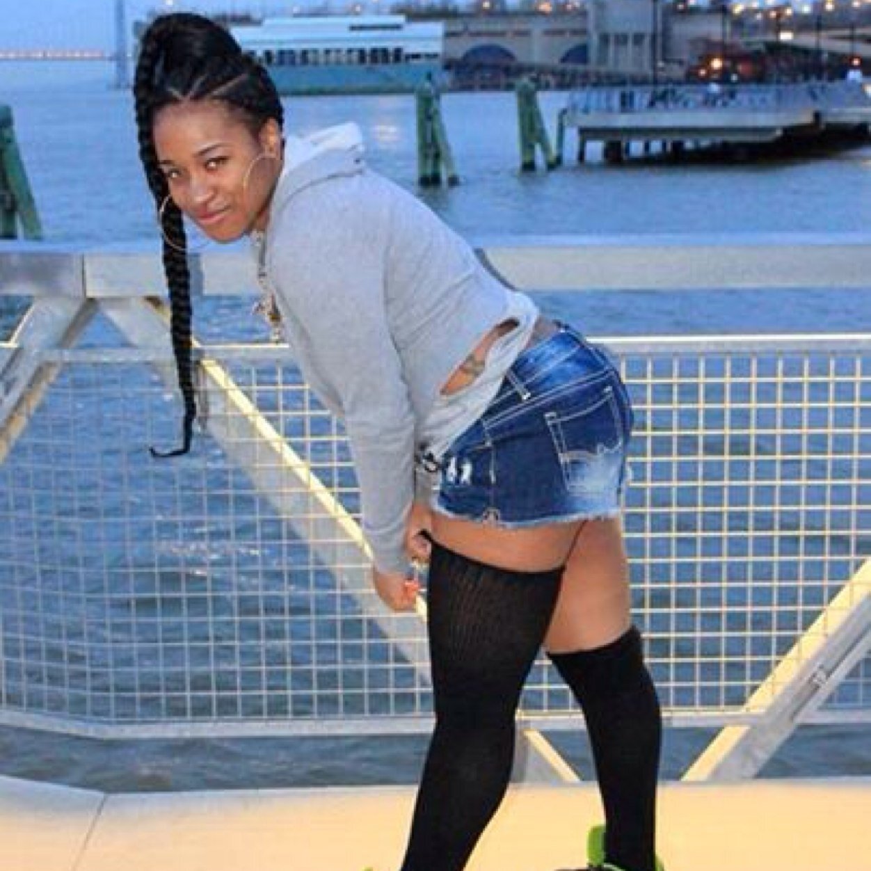 IM Taking ova ,Upcoming rapper from Harlem! ig @fame2014