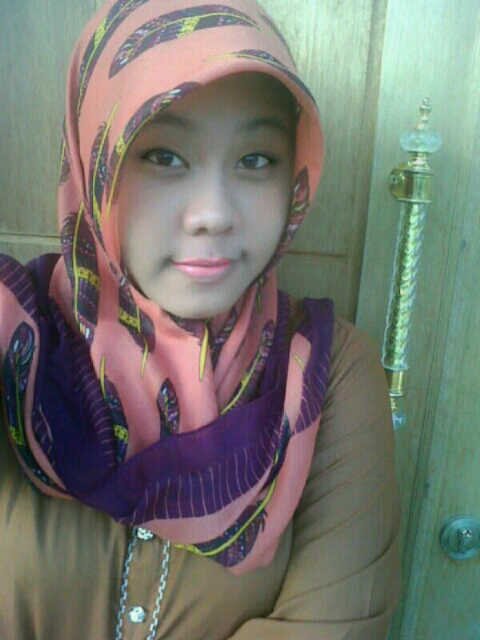 ZahrahSulwana's profile picture. 