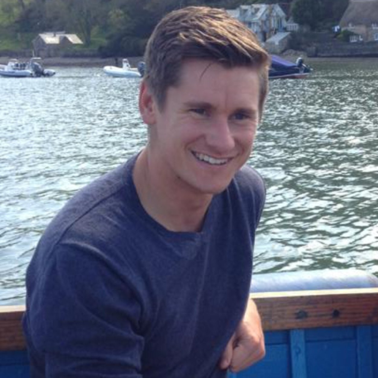 peacheyj10's profile picture. Rugby player and keen golfer who enjoys keeping fit!