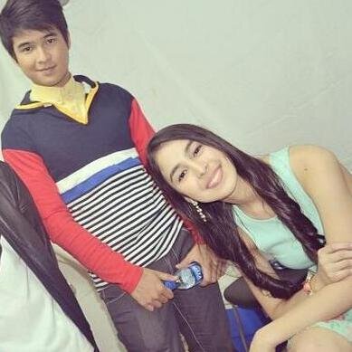 The first fanclub of @BarrettoJulia and @ponce_jerome Live life to the fullest! A kid with a big plans! The love that starts to bloom
#JULROME 12/02/12(7:44pm)