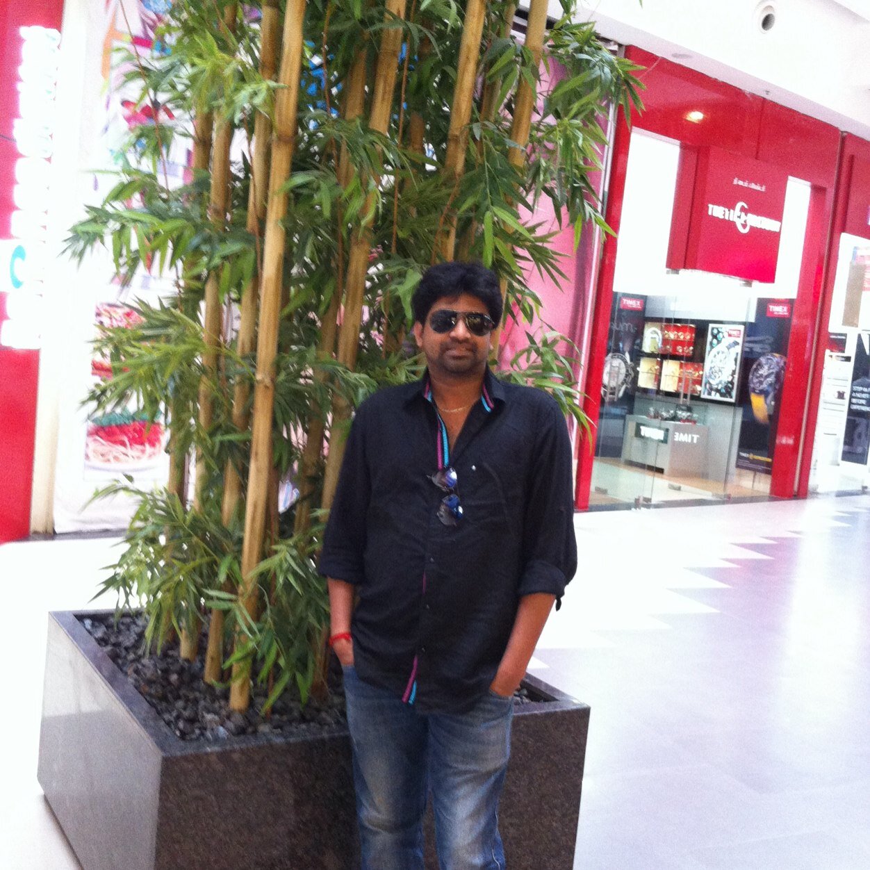 rajini1780's profile picture. 