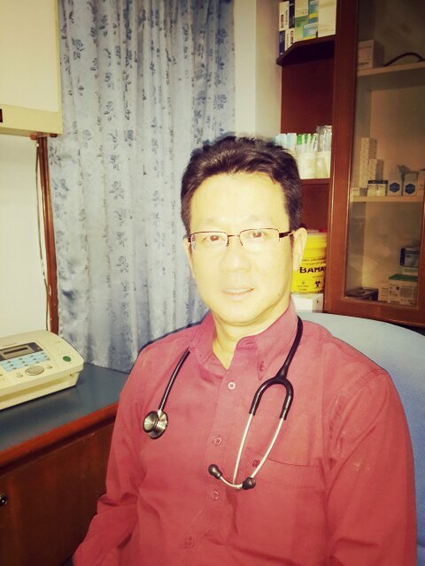 Former Johor state assemblyman. central committee of MCA. Medical Doctor.
