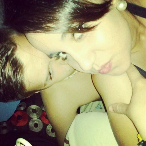 en la viida se comeeten errores  y delos erroores se aprende.. puedes perdoonar.. PERO NO OLVIIDAR...  ;(