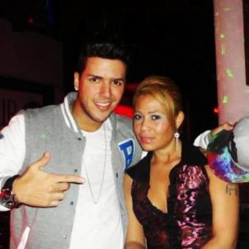 Soy publicista, Manager y promotora de @DzayMusic,Contrataciones +57 3165365508, vivo en Houston-tx  pero paisa de pura sepa Medellin-col.