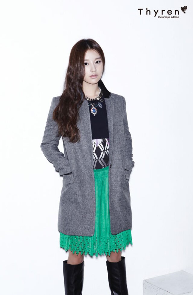 • Actress Kim Jiwon • 92Line •