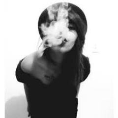 † I'm just another fuck'd up girl †

♆Dutchi - 15 - lonely - 1year clean♥ - down -  ♥Lana Del Rey ♥ -  ★ No one is perfect ,thats why pencils have eraser ★