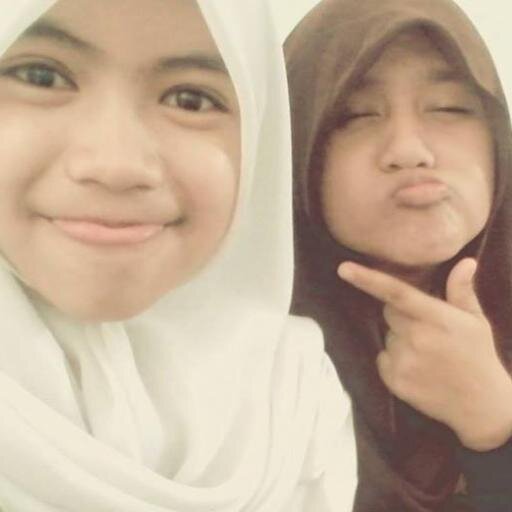 srimulyana31's profile picture. 