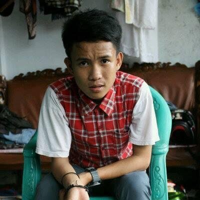 Lagi Pengen Sendiri -_-
