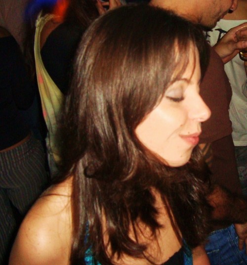 mariannajorge's profile picture. sorriso sincero, as vezes tímida outras não... queria poder tocar as estrelas