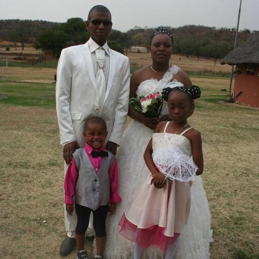 I LOVE JESUS CHRIST,I am a husband,father to three very beautiful kids.