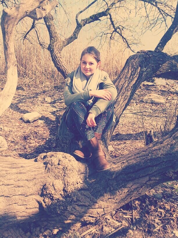 HonyMelli's profile picture. Hey guys I'm Melli and please follow me!! :D