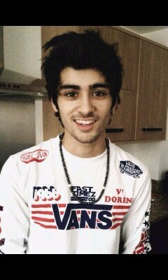hi, I'm balqis. I love guitar, and I want to be your friend:). May 14th 2001 | DIRECTIONERS IS SO AMAZAYN!
