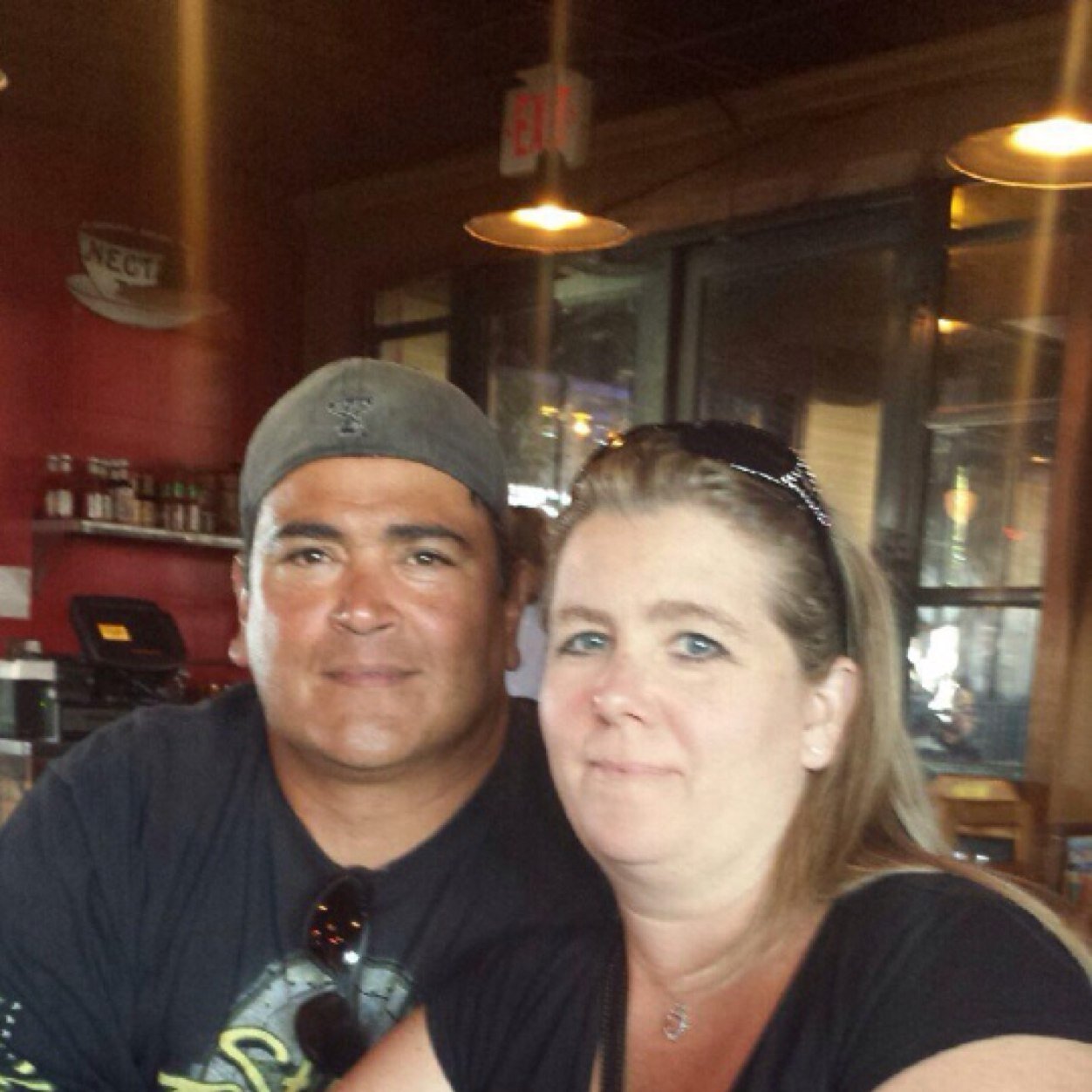 hello6673's profile picture. Hi. I am trying to raise money to save my moms life. I have opened a Gofundme. her name is Nita Ruckman. the link is in my tweets. please help if you can.