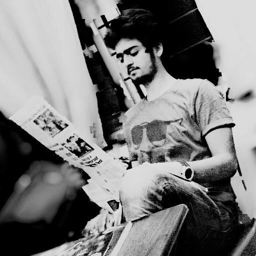 college student,in love with tech,food,movies,novels