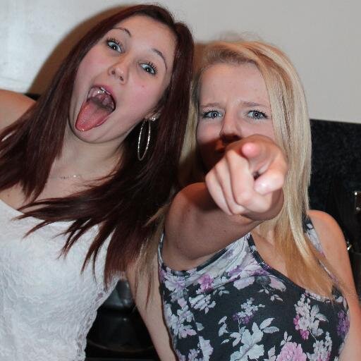Free follow, follow @amberbeary in return, ask for a follow back i dont bite :)