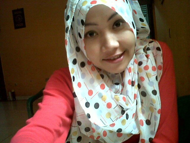 PERAWAT Cantik, manis, baik hati, tidak sombong, ceria..:P
