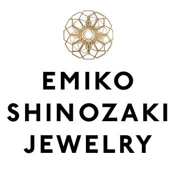 Maker of all things metal, leather, fabric & sound. Science enthusiast. Violinist. Currently, a Jeweler.