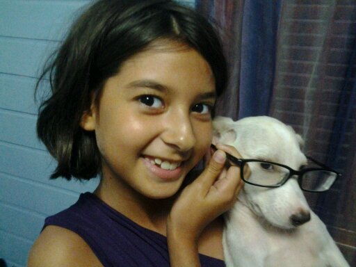 Alice Lambone, 12 anos.
Amo O Rafael Lange, o Luba e sou walker.
ADORO surfar, andar de skate, nadar e outras coisas
