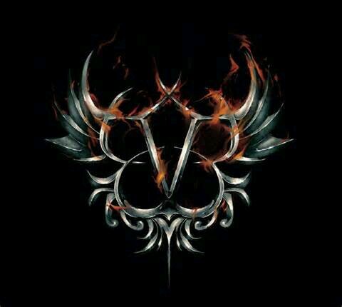 love all music. i hate country music.i love rock music! i love to laugh. i love red black and purple.hate orange yellow and pink.  follow or not i dont care.