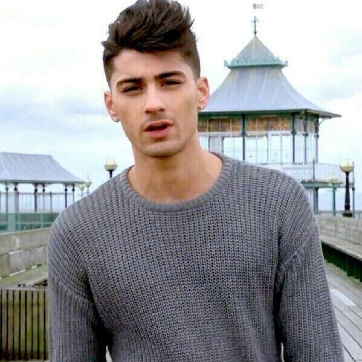 ask for a follow back on @raybanzouis