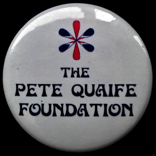 We supply Kindles to children undergoing dialysis treatment in memory of @PeteQuaife co-founder of @TheKinks. Facebook: http://t.co/HT3Zzp5go1