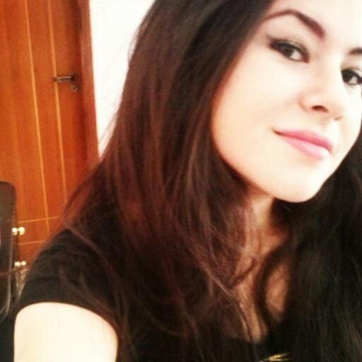 She's mad but she's magic, there's no lie in her fire ⚡