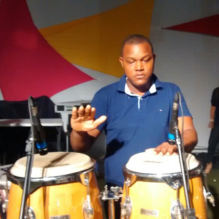 jucafilhooo's profile picture. musico profissional/baterista e percussionista para honra e gloria de deus. contato (71)94037645 e o meu whatsapp (71)82316912