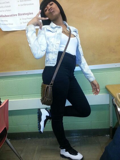 DON`T FALL INLOVE -THAT AHIT BURNS! DON`T KISS NOBODY ASS -THAT SHIT IS NASTY! HOP OFF DICK! & BE YOU BITCH!!! follow meee . i follow backkkk