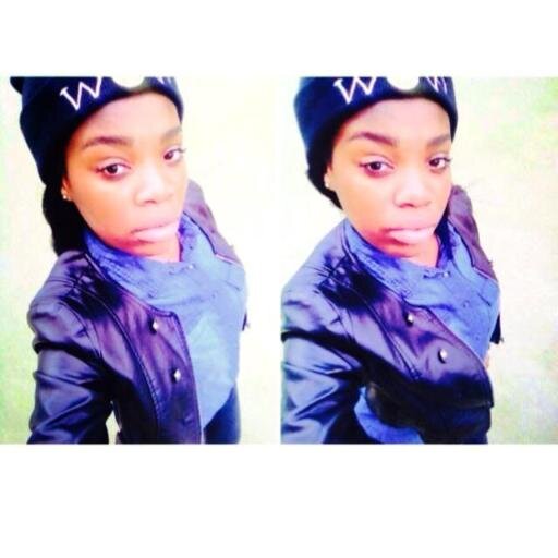 Zaïrois Angolaise et fière si tes pas content ce ton blem #teamndombolo #teamweltjes #teamdecembre#vidaloca #followblack #TeamZ #Team243 #Team244