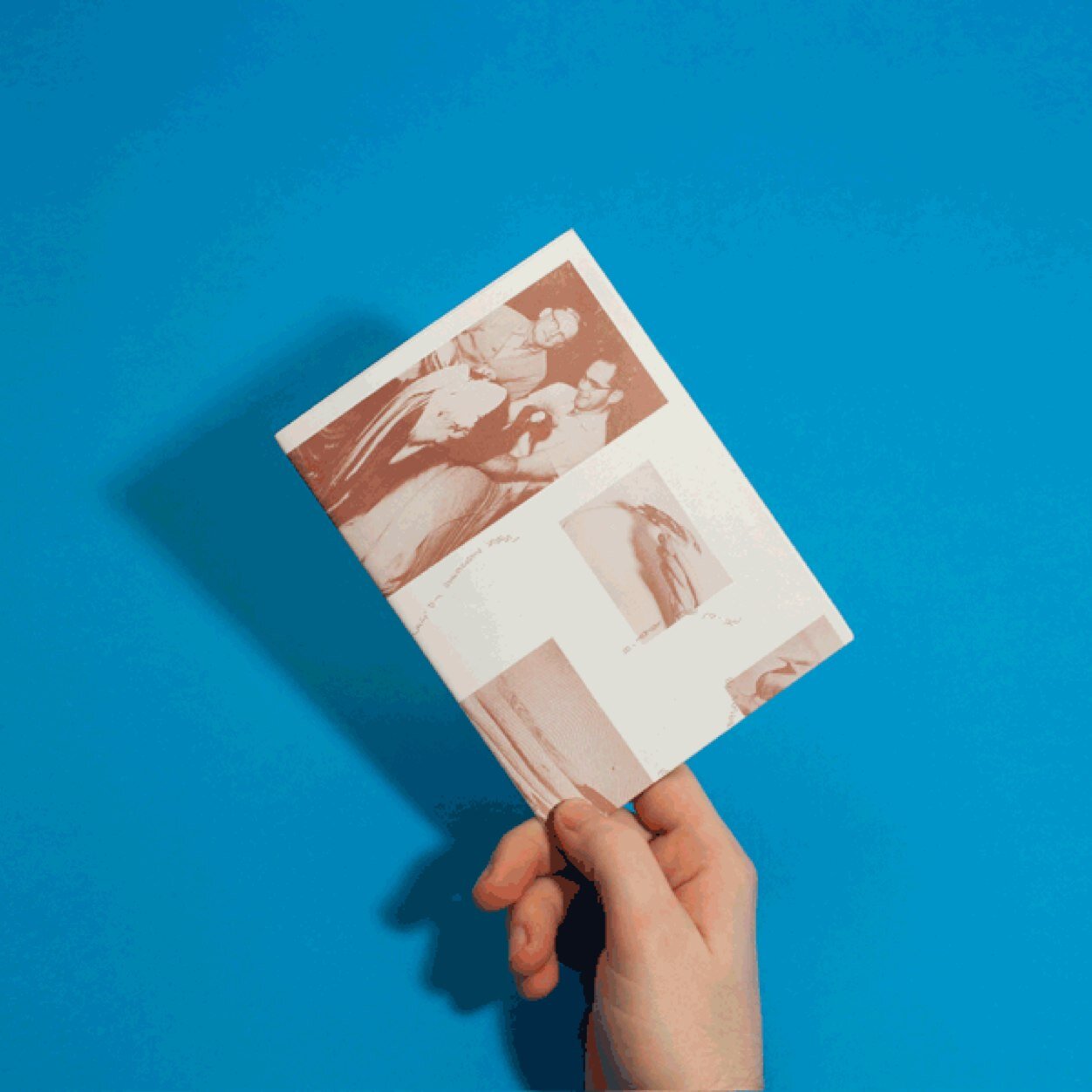 Hijos de Martín is a graphic design playground. We work on exhibitions, publications and some experiments with artists, architects, curators and other friends