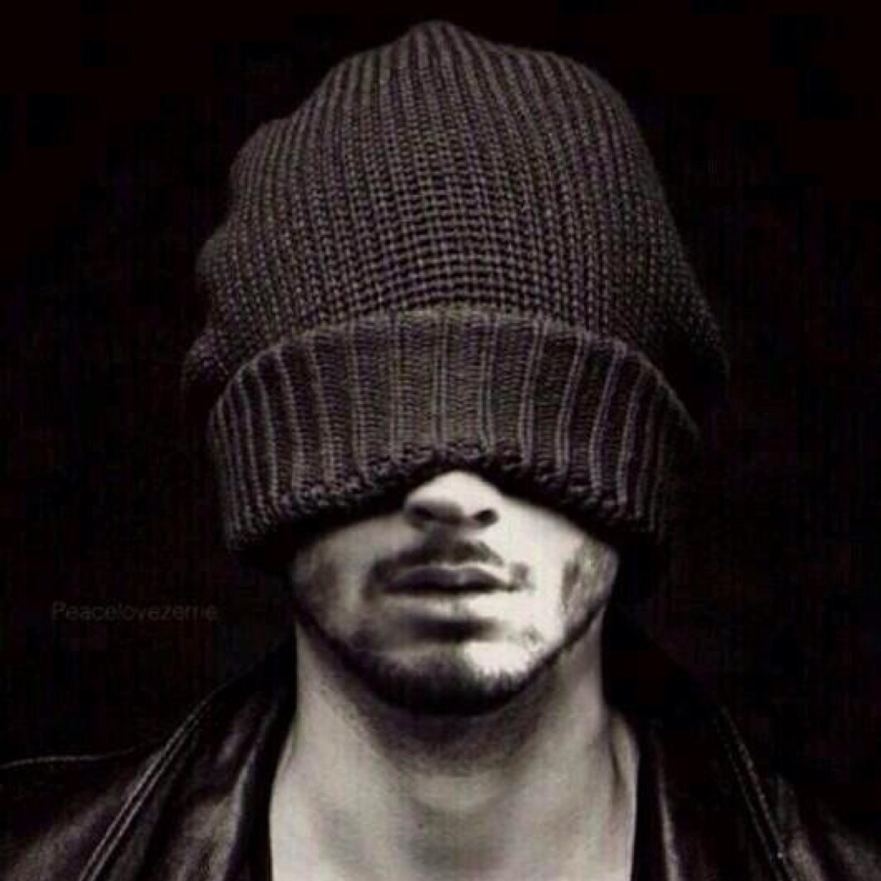 FOLLOW @tropiicniall YOU JUST GOT A FREE FOLLOW