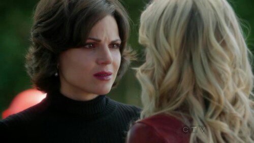 follow @LanaParrilla (free follow from @frozenevilregal)