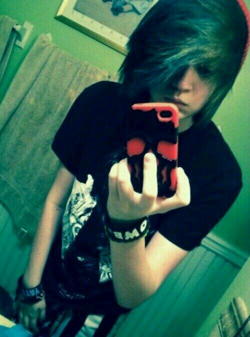 mourer_rena's profile picture. woof woof (: :-)