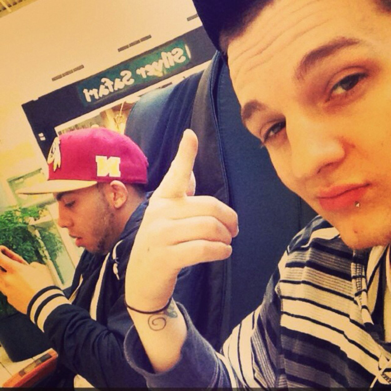 iiNstynx's profile picture. 