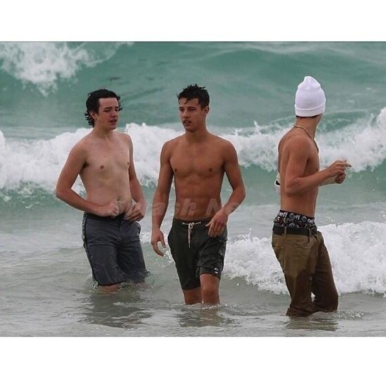 holydxllas_2's profile picture. follow @holydxllas she follows back