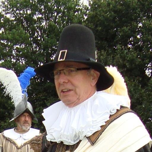 Raadslid Gem Weert,vice voorzitter WEERT Lokaal, 
Vice voorzitter Stads Gilde St Catharina 1480
Kerkenwacht, Broederschap onze lieve vrouw tot Weert.