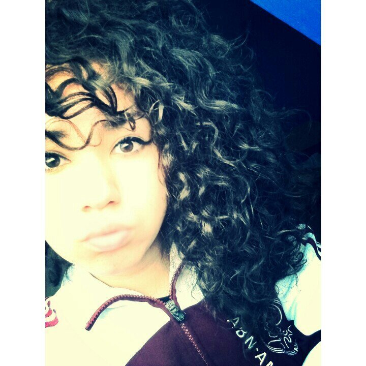 LatinaArubiana's profile picture. insttaa : arubianax /snapchat : latinaarubiana/Dios ta amor ♥ |#Piano&Zingen . #TeamBachata.