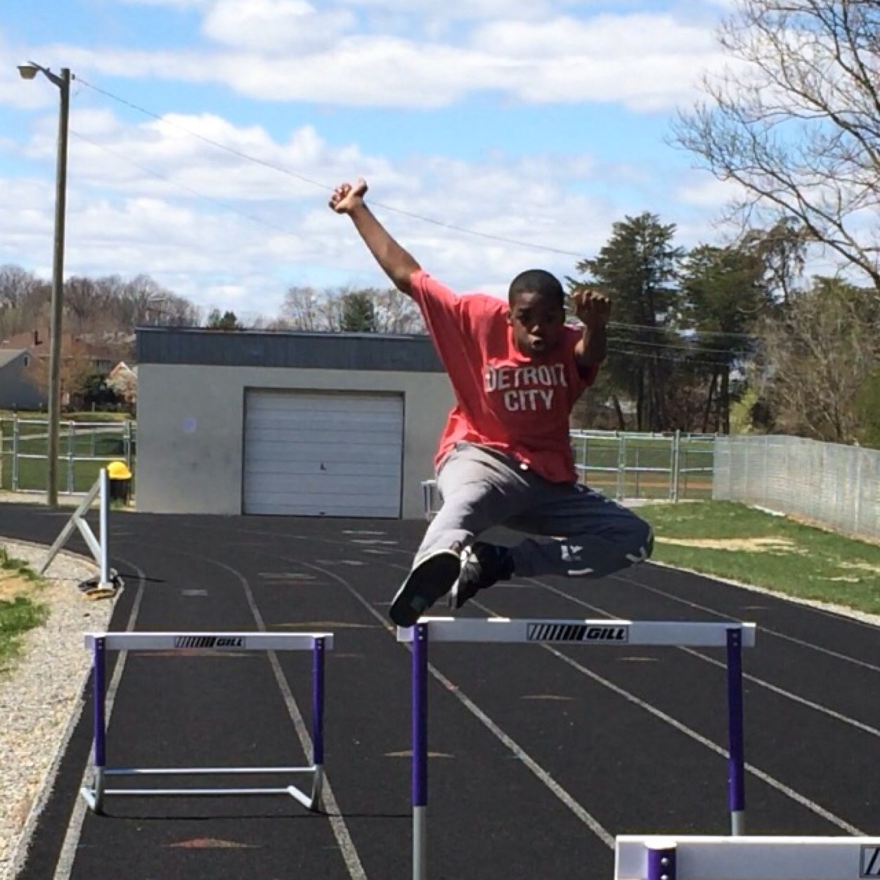 trace_to's profile picture. 