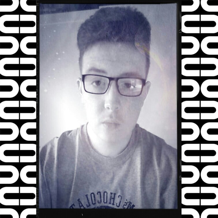 __fxcknathan's profile picture. 