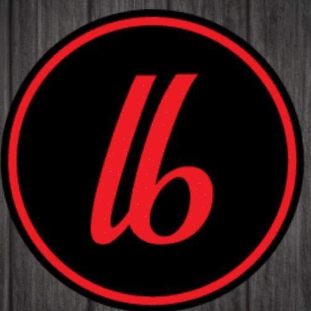 Luckybabe is a Vancouver based fashion brand that aims to empower women through fashion by creating designs that reflect unique personalities and .styles