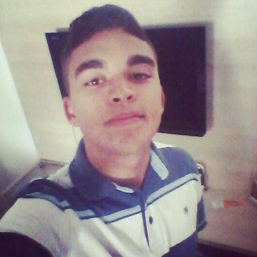 vou surfar pra esquecer, vou flutuar nas ondas do mar, pra relaxaaar ♪