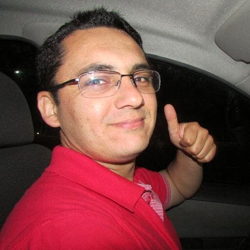 Dar uma volta de moto resolve 99,99% do estresse.