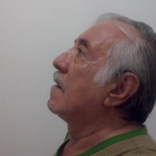 Prof: Filosofia, Sociologia; Compositor musica clássica, poeta no https://t.co/ZnRjYF4i8Z escritor no https://t.co/zQNX6hFXHi